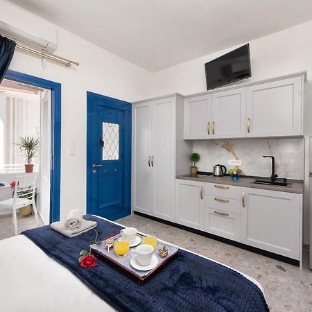 Antonia'S Apartments อาร์คานเยโลส ภายนอก รูปภาพ